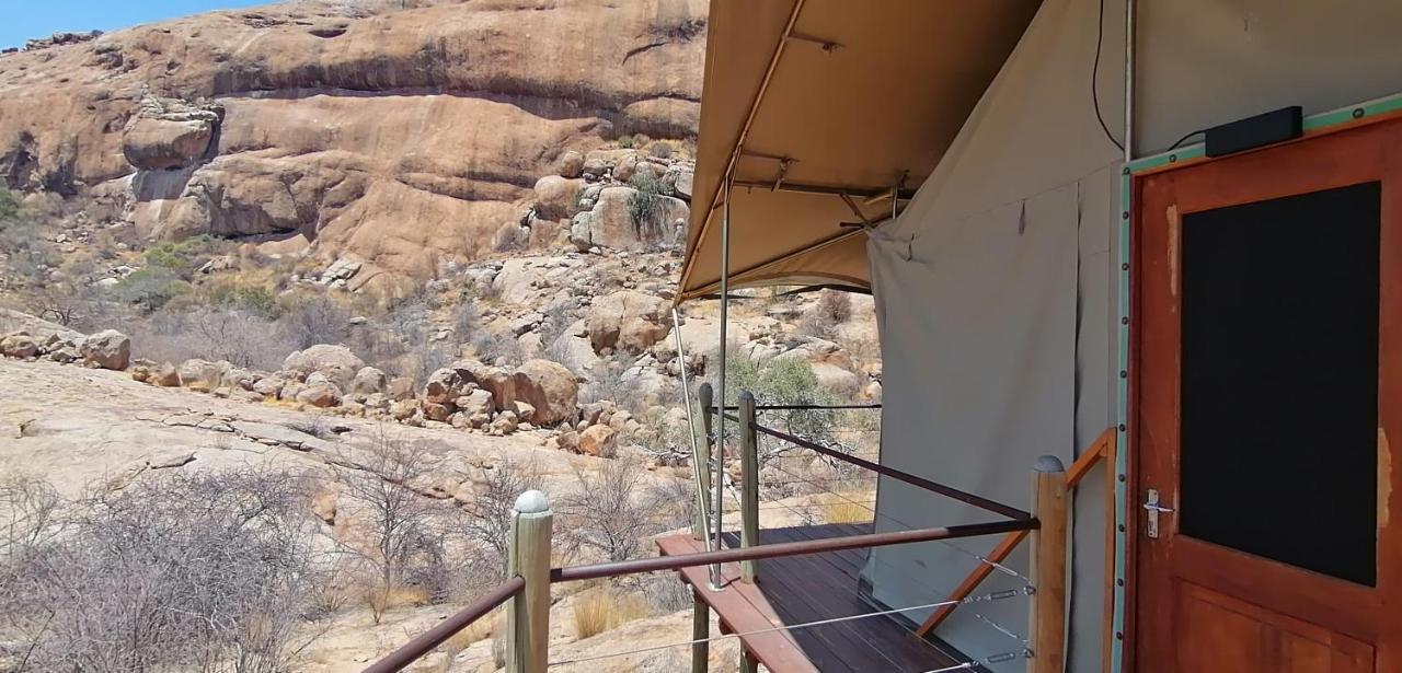 Ondudu Safari Lodge Omaruru Exterior photo