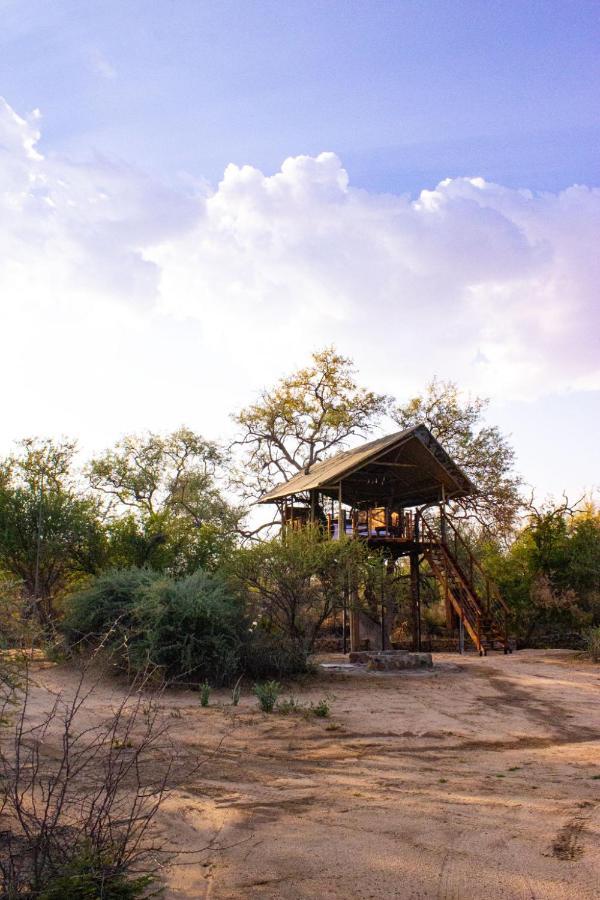 Ondudu Safari Lodge Omaruru Exterior photo
