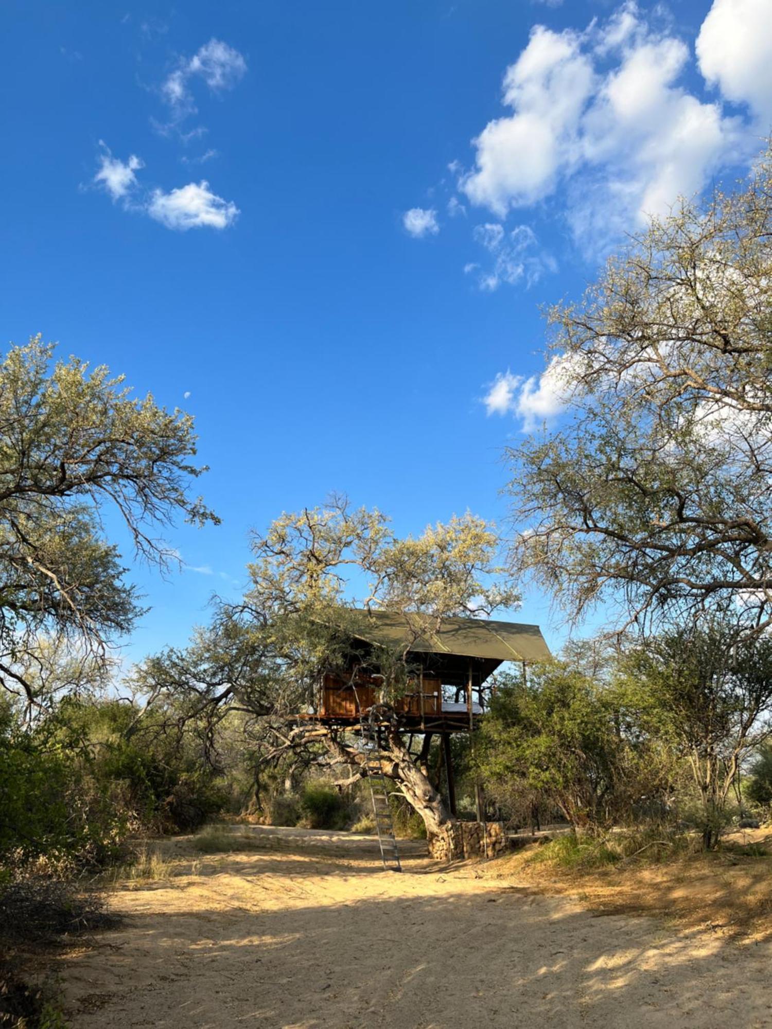 Ondudu Safari Lodge Omaruru Exterior photo